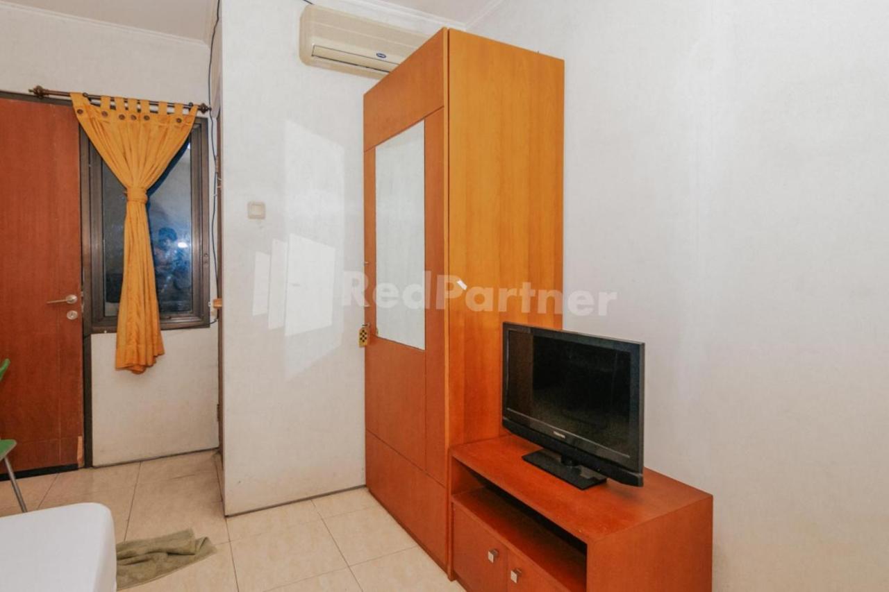 Hotel De Lugano Scbd Syariah Mitra Reddoorz Jakarta Exterior foto