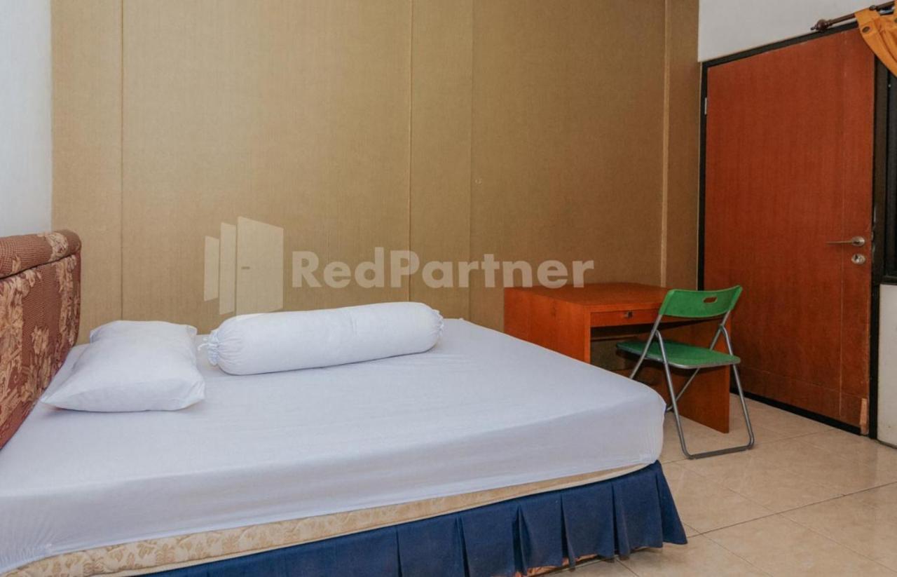 Hotel De Lugano Scbd Syariah Mitra Reddoorz Jakarta Exterior foto